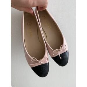 Chanel Light Pink and Black CC ballet flats 40